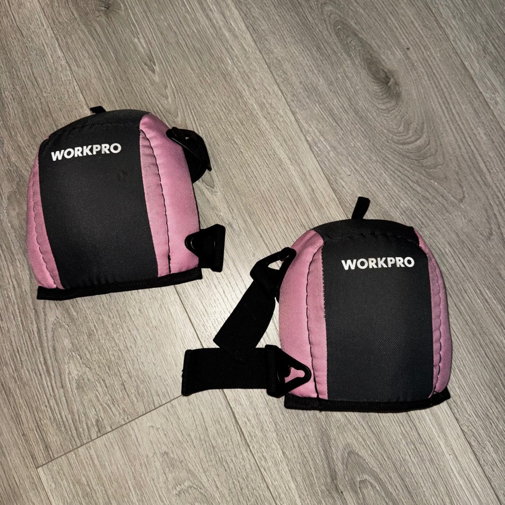 Workpro Pink and Black Foam Knee Pads Adjustable Straps Protective Gear Pair